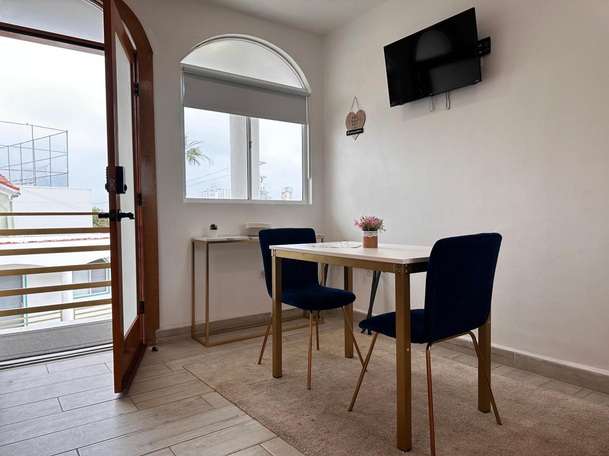 Las Mariposas Mini Suites Розаріто Екстер'єр фото