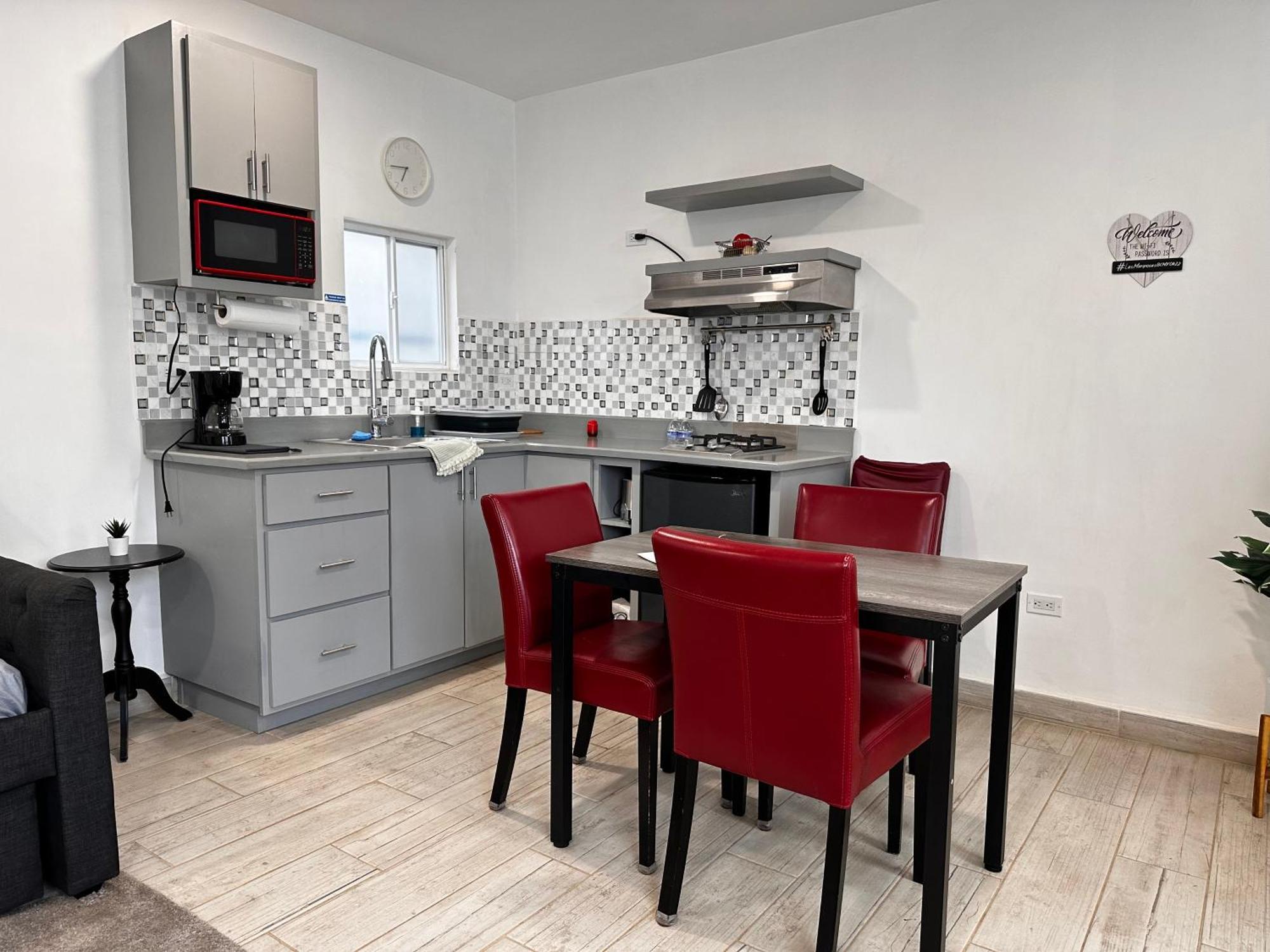Las Mariposas Mini Suites Розаріто Екстер'єр фото