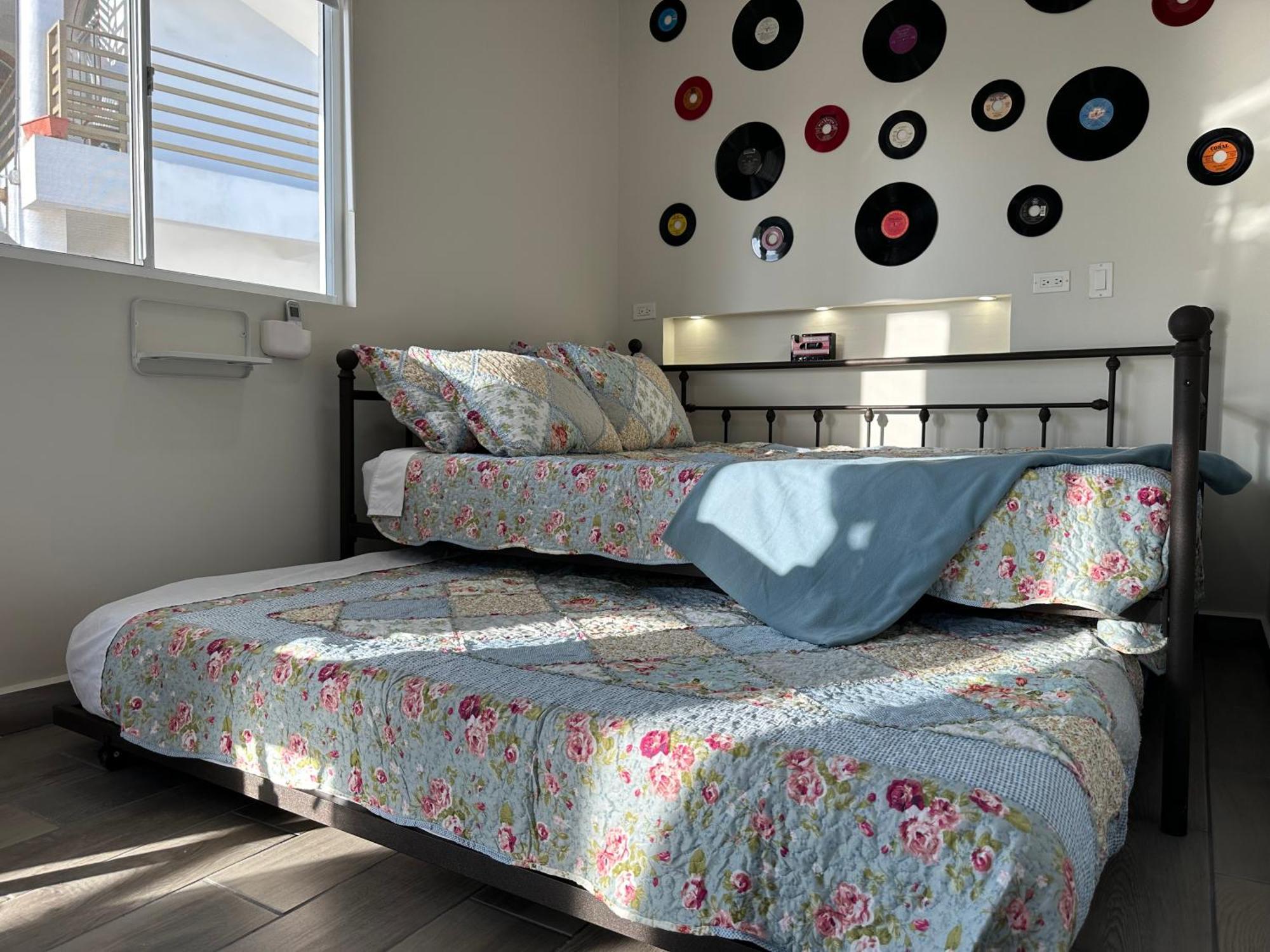 Las Mariposas Mini Suites Розаріто Екстер'єр фото