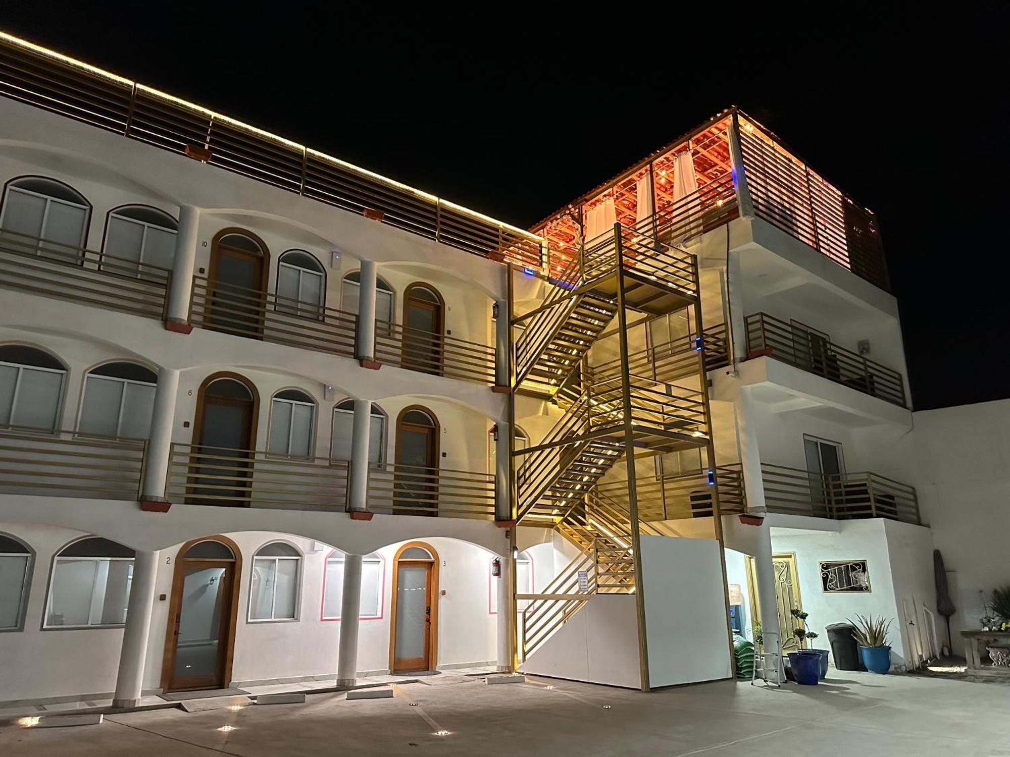 Las Mariposas Mini Suites Розаріто Екстер'єр фото